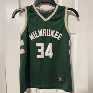 Milwaukee Bucks #34 Giannis Antetokounmpo Fanatics Jersey Youth Small No Stains